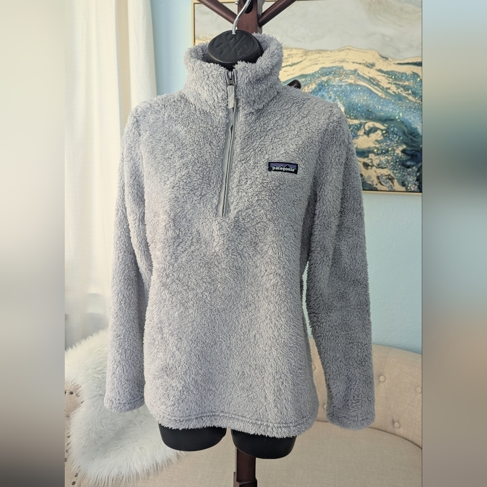 Patagonia  1/4 Zip Fleece Pullover Woman's Size M - Picture 3 of 13